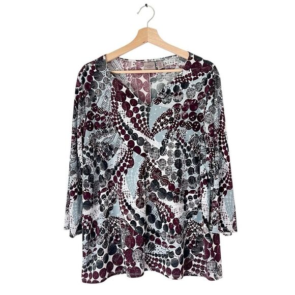 Chico's Easywear Printed V- Neck Blouse Size 3 / XL - Picture 1 of 7